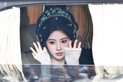 鞠婧祎
