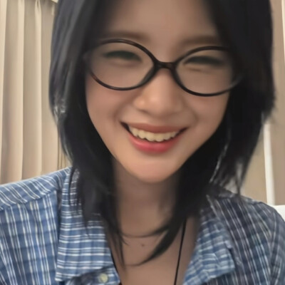 眼睛都没有了呀，心软软…