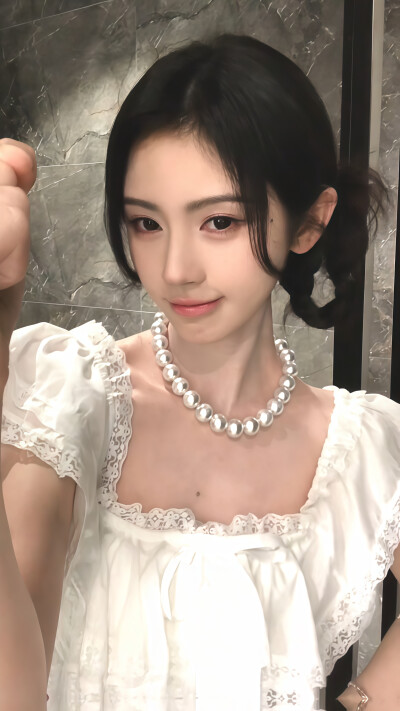 鞠婧祎