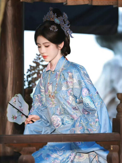 鞠婧祎
