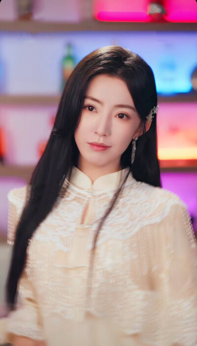 赵佳