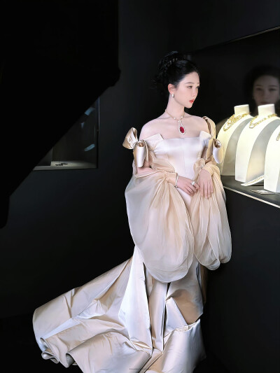 杨紫