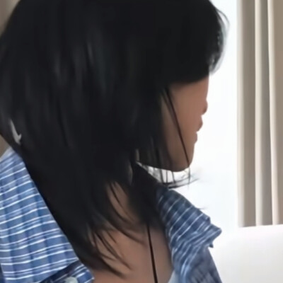 眼睛都没有了呀，心软软…