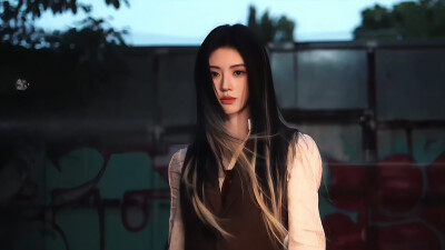 鞠婧祎