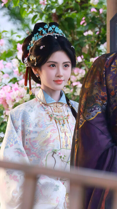 鞠婧祎