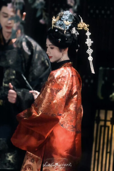 鞠婧祎