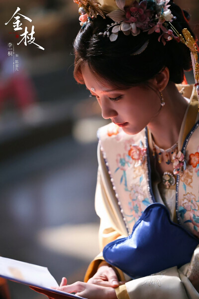 李一桐