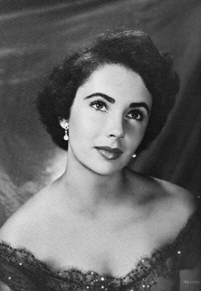 Elizabeth Taylor ​​​