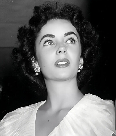 Elizabeth Taylor ​​​