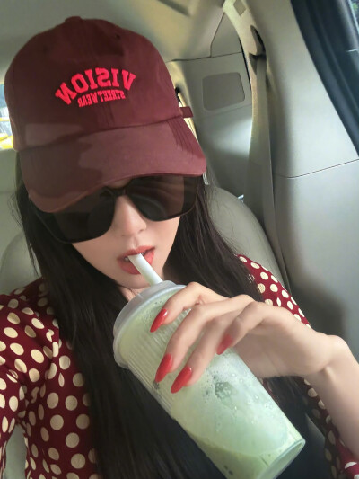 张馨予