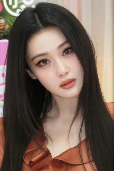 张馨予