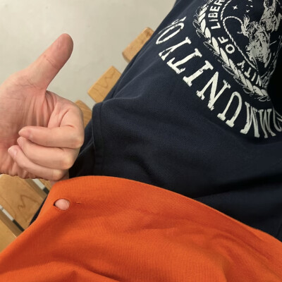 头像丨男头 一直想你于是一直幸福