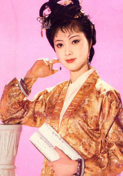 红楼梦美女姐姐