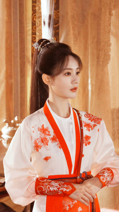 李一桐