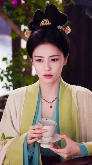 莫离