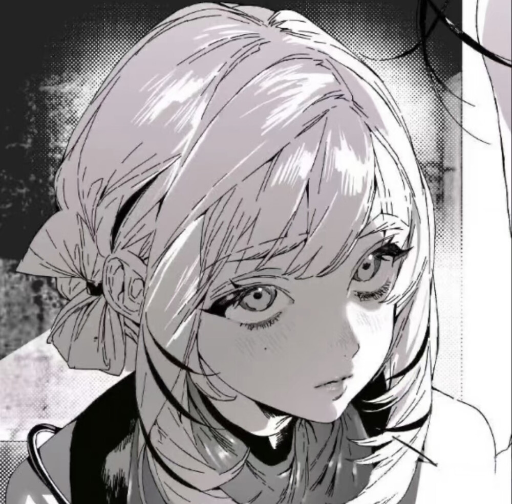 女