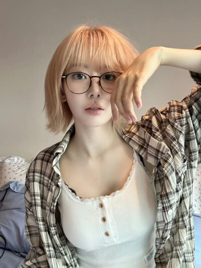 宮脇咲良INS更新