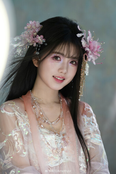 宥拉
