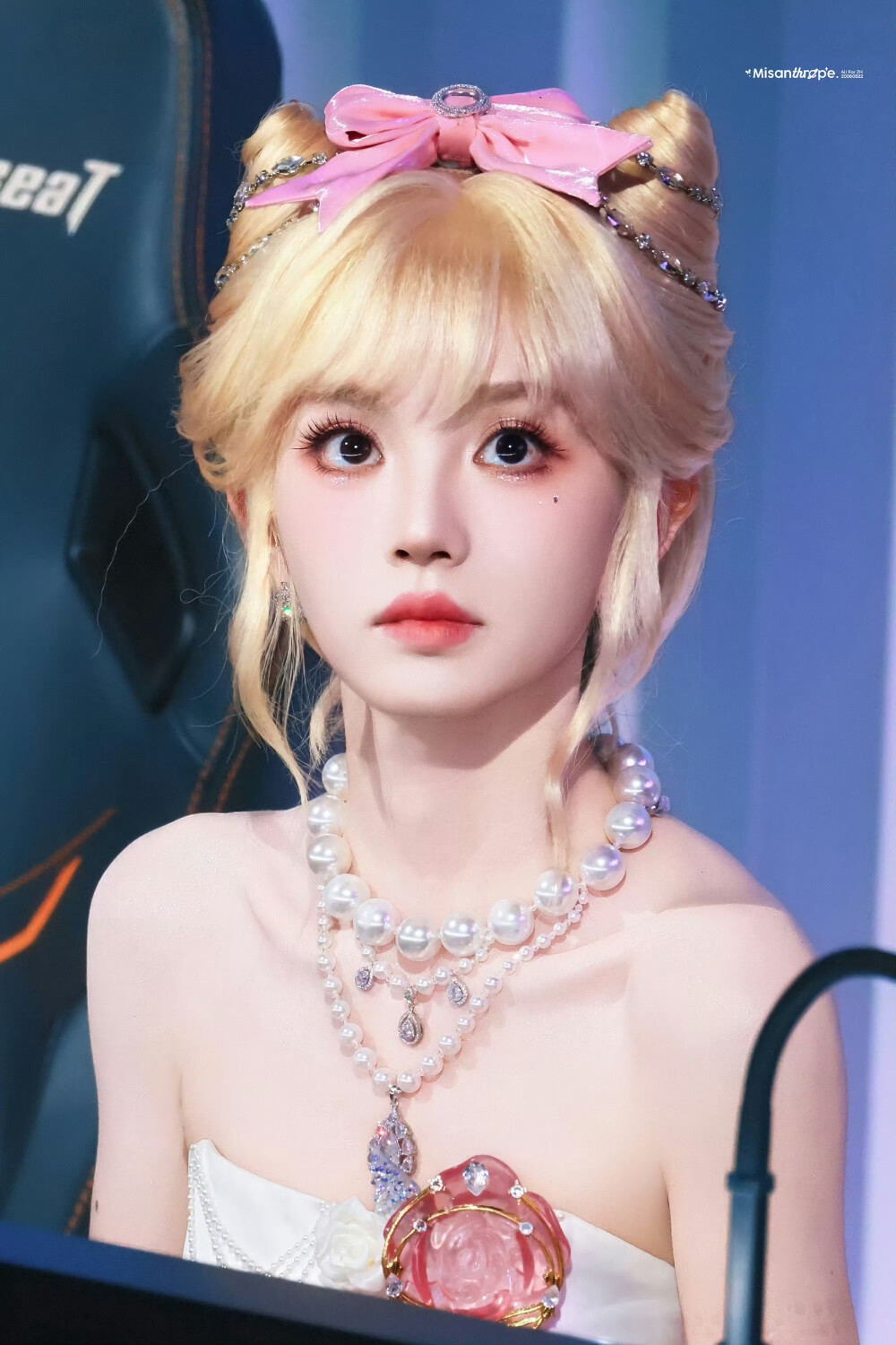 。