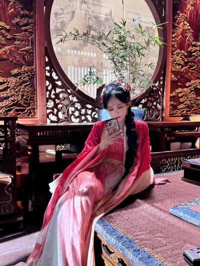 李一桐