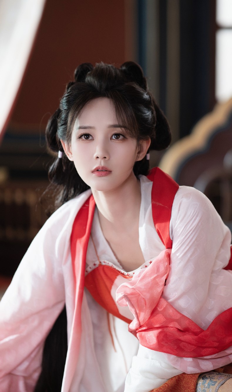 李一桐《云秀行》范云