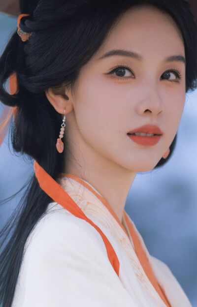 陈都灵《翘楚》楚朝