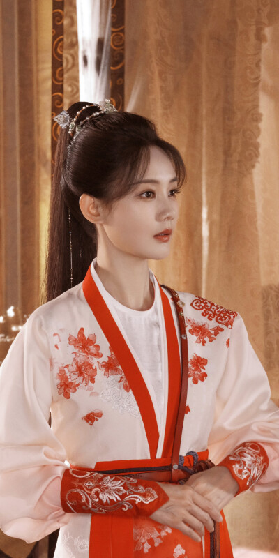 李一桐《云秀行》范云