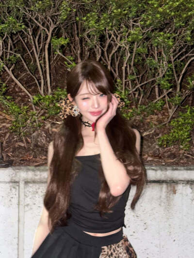 张元英 wonyoung