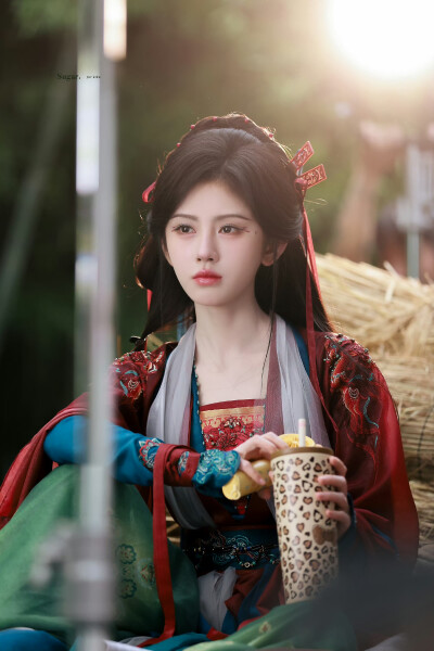 鞠婧祎