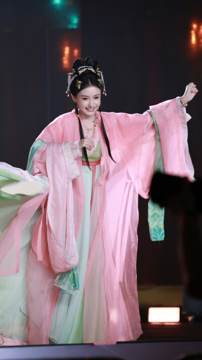 盛世天下 林小宅