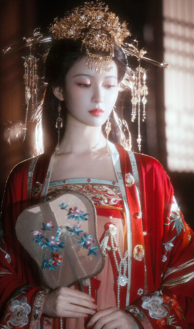 杨舒予