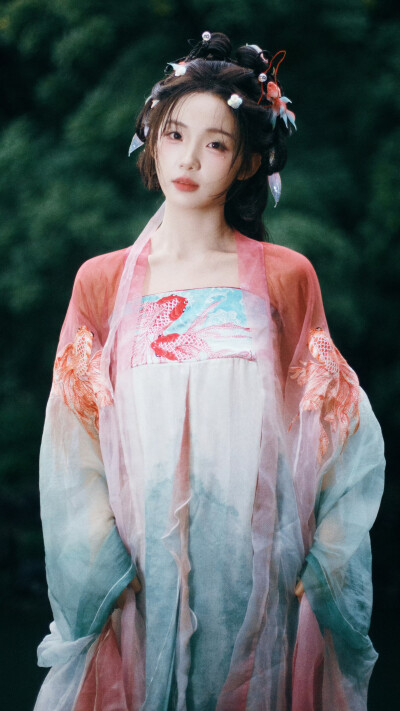 吕小雨