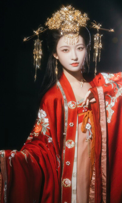 杨舒予