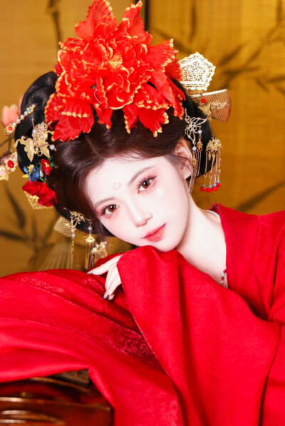 花开富贵，文定吉祥。