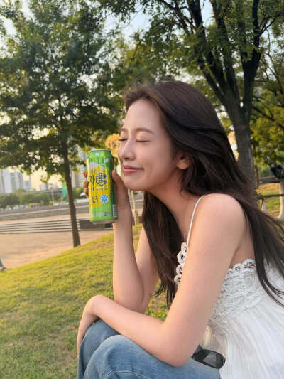 安宥真 yujin
