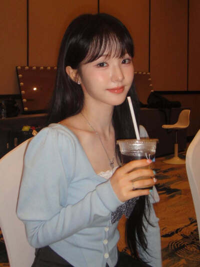 权娜妍
