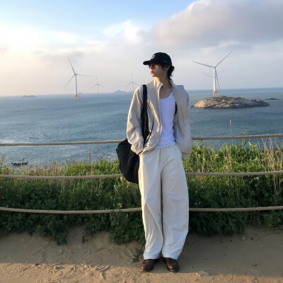 头像丨男头 我最擅长的就是算了
