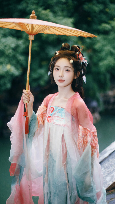 吕小雨