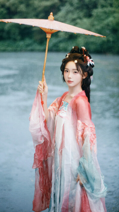 吕小雨
