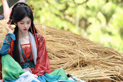 鞠婧祎