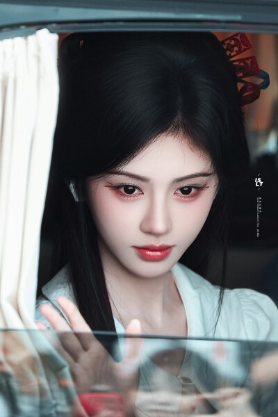 鞠婧祎