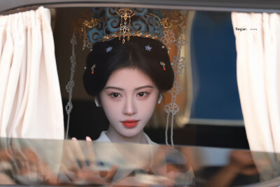 鞠婧祎