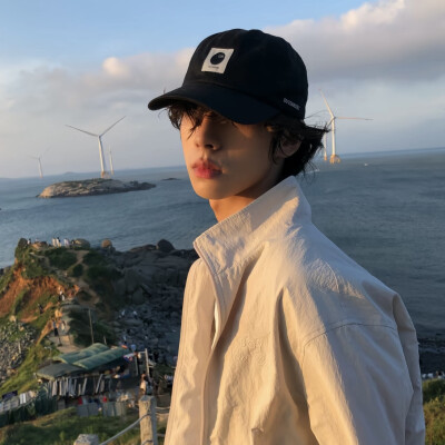 头像丨男头 我最擅长的就是算了