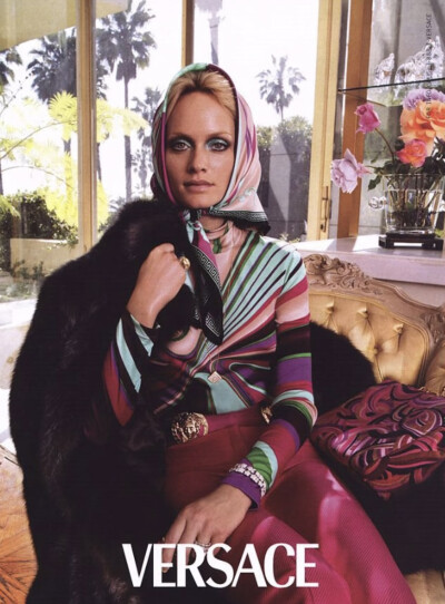 Amber Valletta