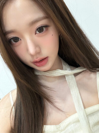 张元英 wonyoung