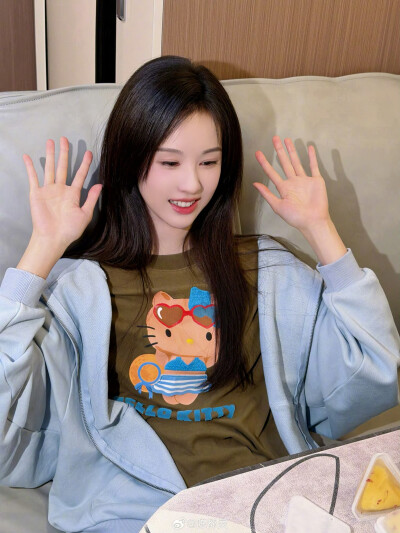 陈都灵