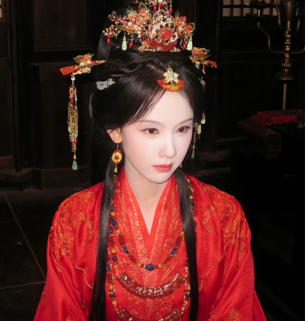 翘楚