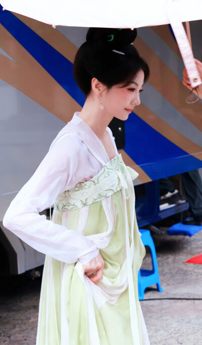 胡意旋