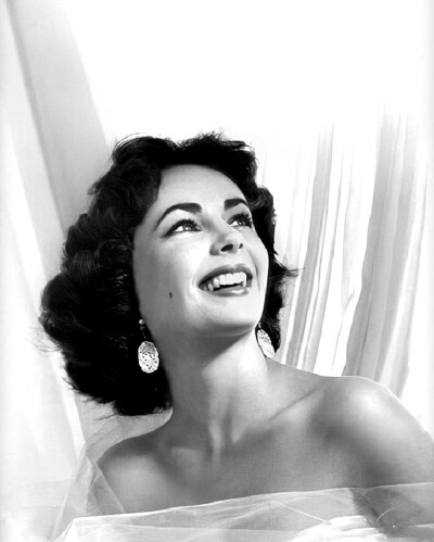 Elizabeth Taylor ​​​