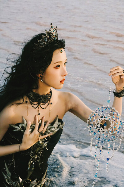 陈都灵